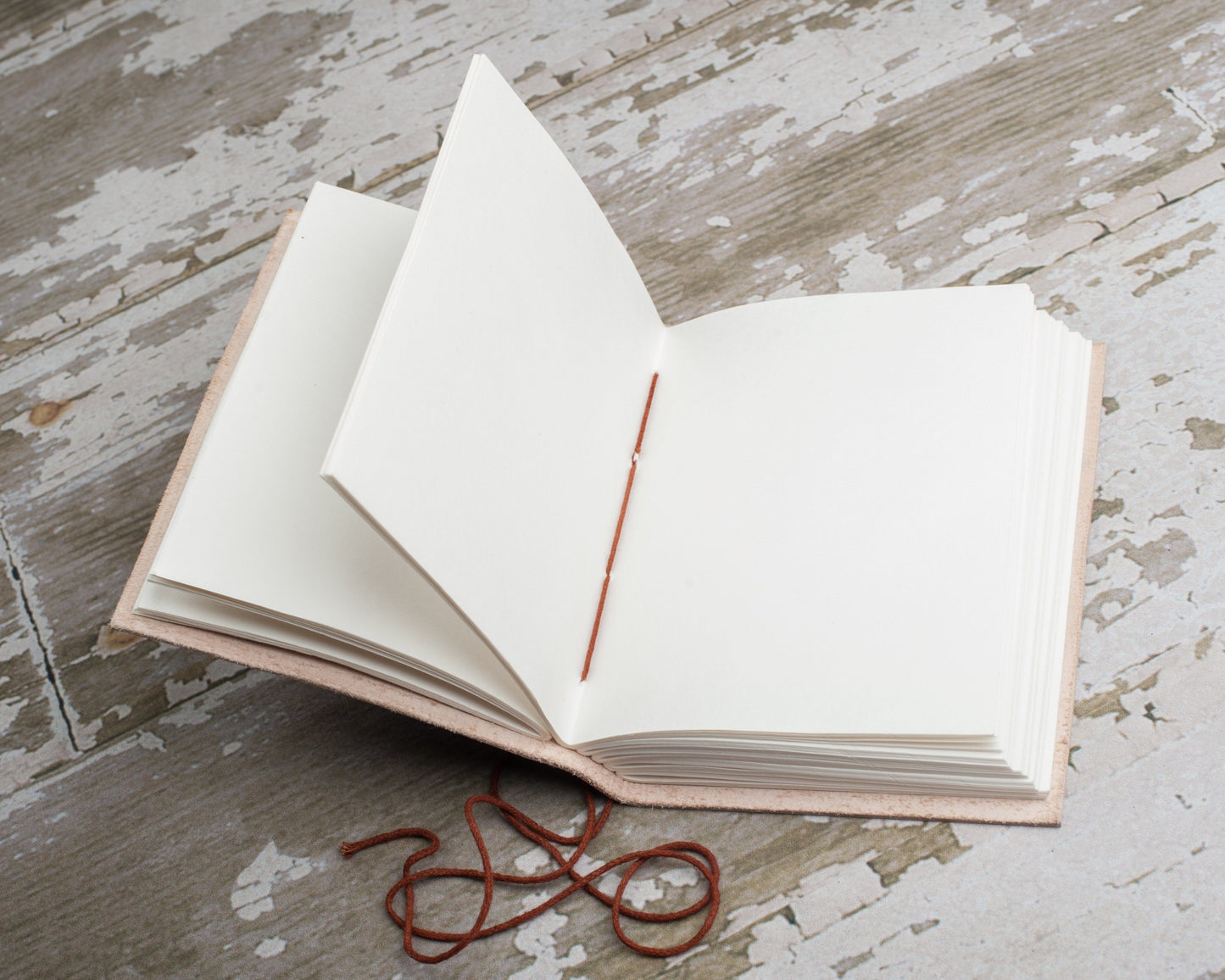 "Hardships And Extraordinary Journey" Handmade Leather Journal - Exinoz