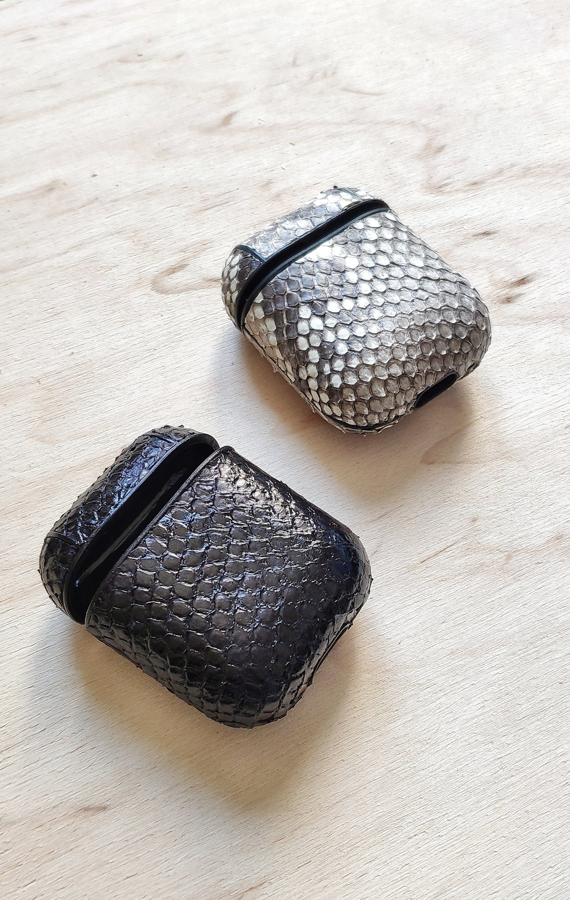 Exinoz Luxury Python Airpod Case - Exinoz