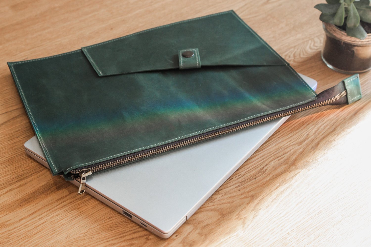 Personalized Leather Portfolio Folder - Exinoz
